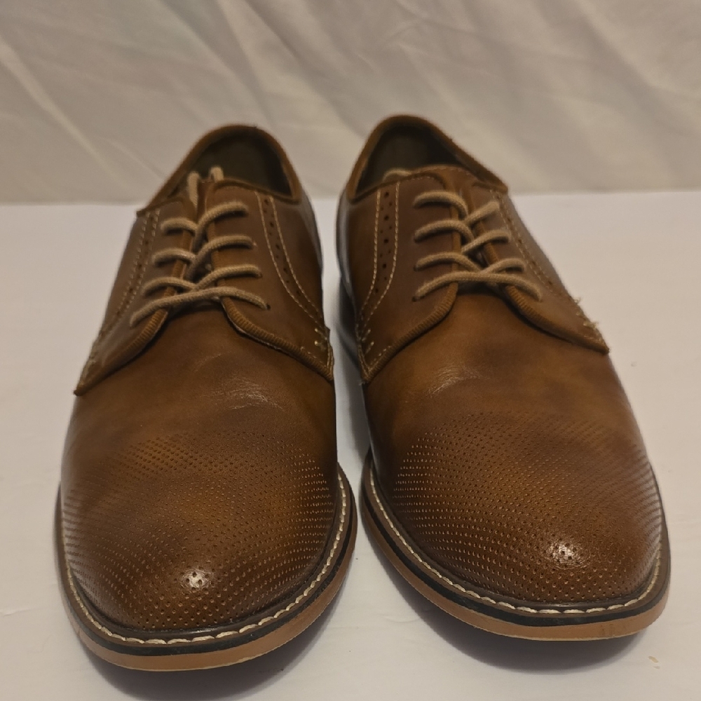 Steve Madden Tan Leather Oxfords
